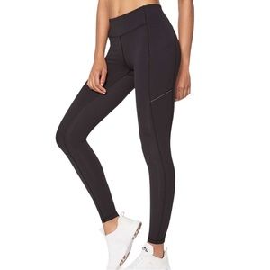 Lululemon women’s Speed Up leggings size 4 black.